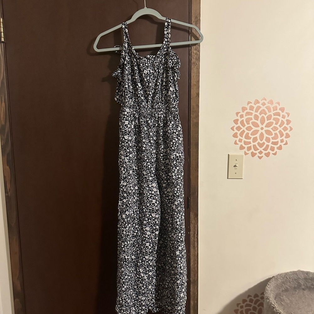 black and white floral print small jumpsuit